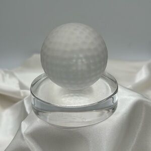 VAL SAINT LAMBERT Crystal Golf Ball Trophy/Paperweight Clear Base & Frosted Ball
